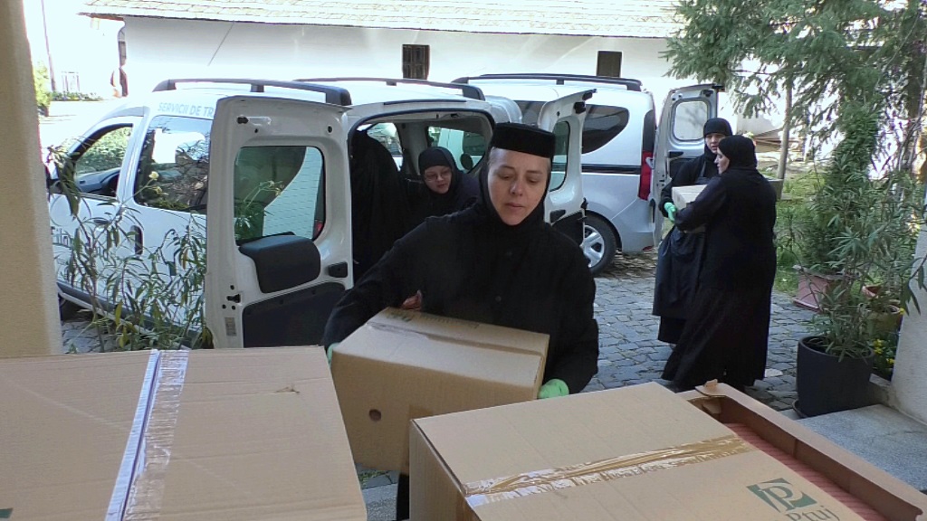 Mitropolia Banatului continuă să ajute pe cei aflați în dificultate