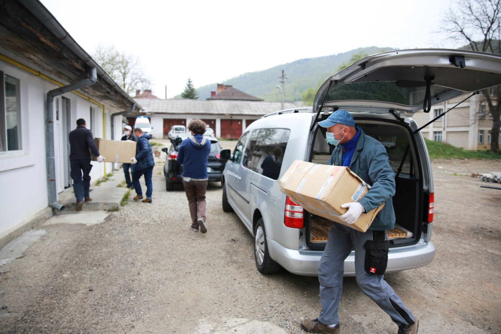 Aparatură medicală și consumabile de 20.000 de lei pentru Spitalul Orășenesc Bicaz