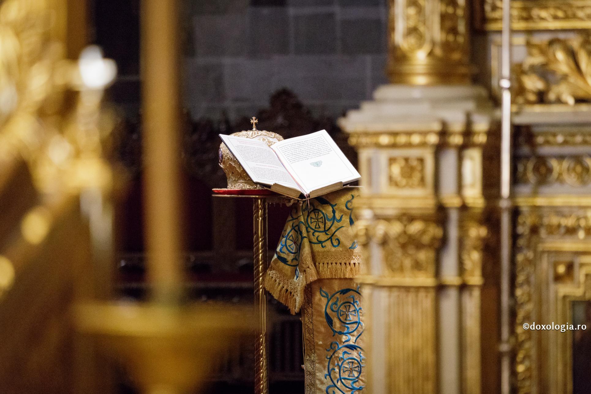 Ansamblul Mitropolitan Iași: Programul slujbelor transmise live în Săptămâna a II-a după Paști