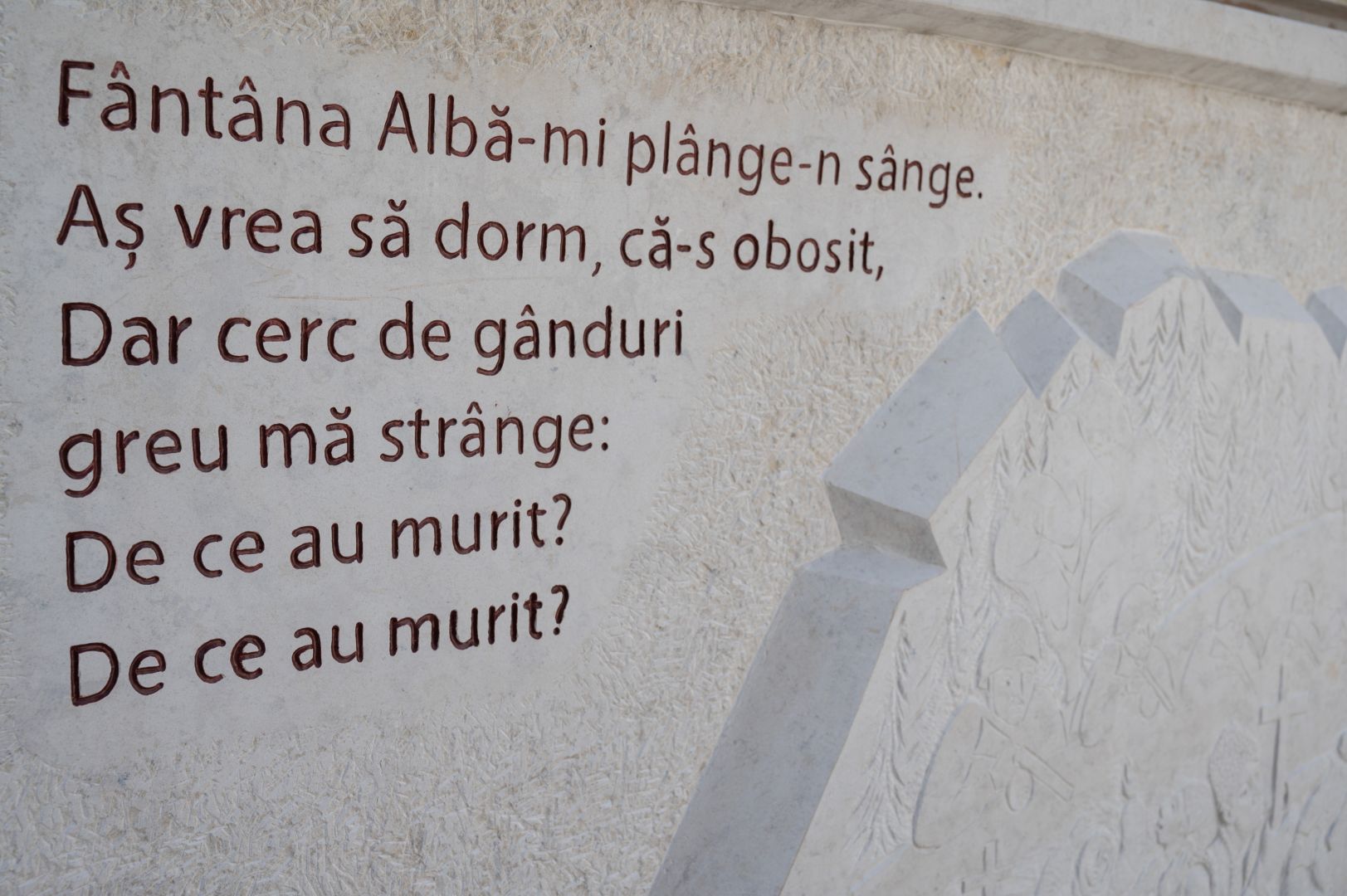 Parastas în cinstea eroilor români căzuți la Fântâna Albă: „Suntem bine înrădăcinați pentru că buni și sfinți ne-au fost strămoșii”