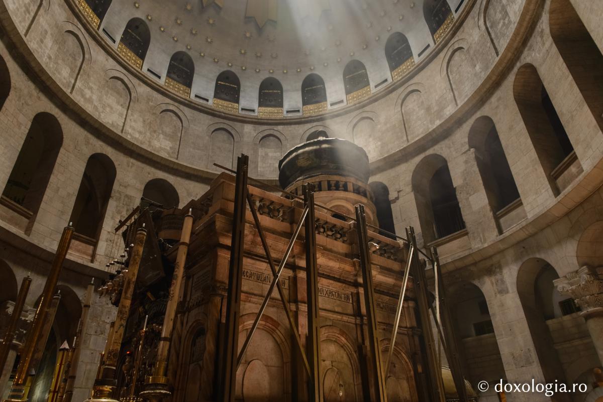 Ceremonia pogorârii Sfintei Lumini de la Sfântul Mormânt din Ierusalim ar putea fi anulată din cauza Coronavirusului