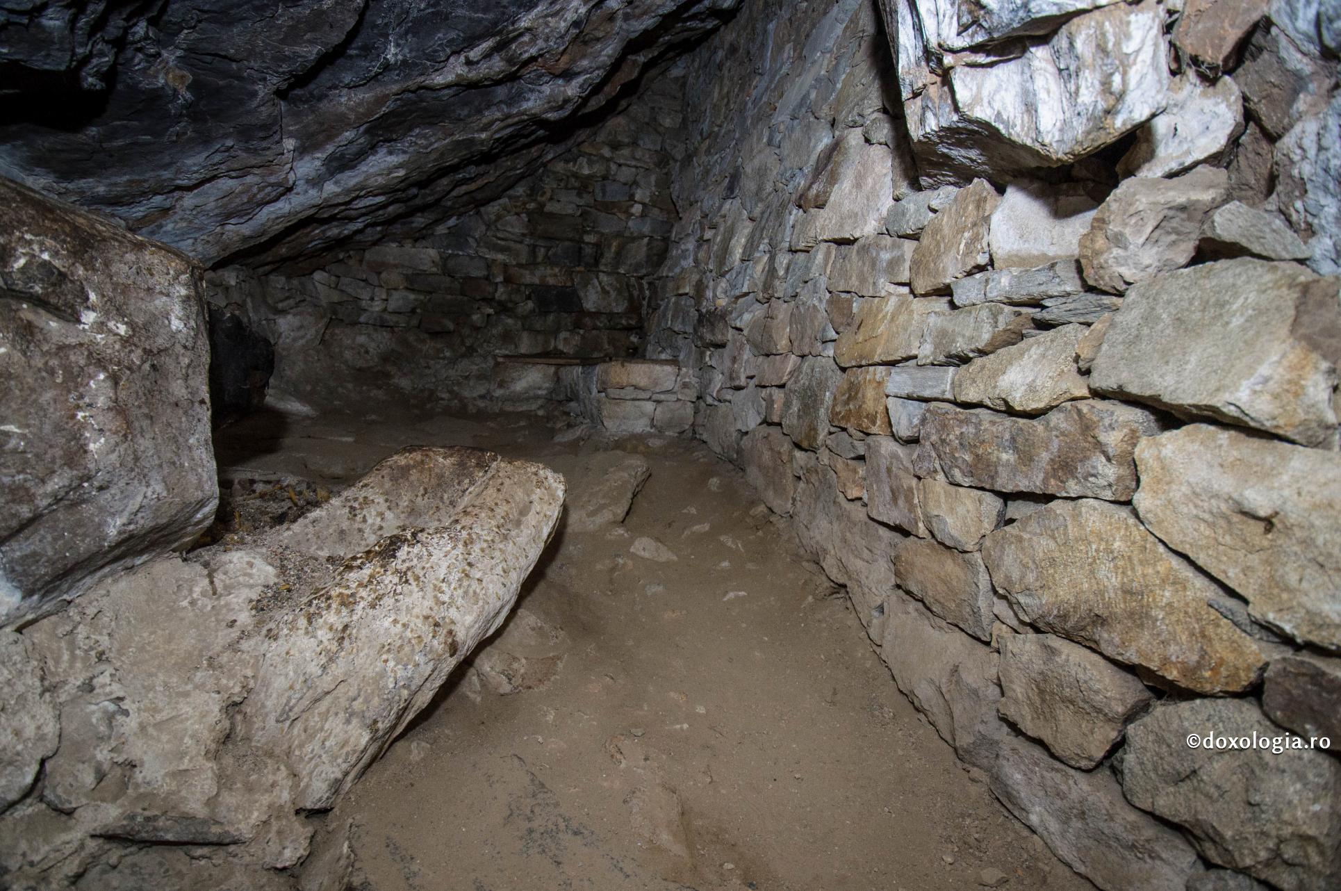 (Video) Părintele Constantin Necula - „Nume de cod: Înviatul”  (povești pentru copiii mici și mari) (Video) Părintele Constantin Necula - „Nume de cod: Înviatul”  (povești pentru copiii mici și mari)