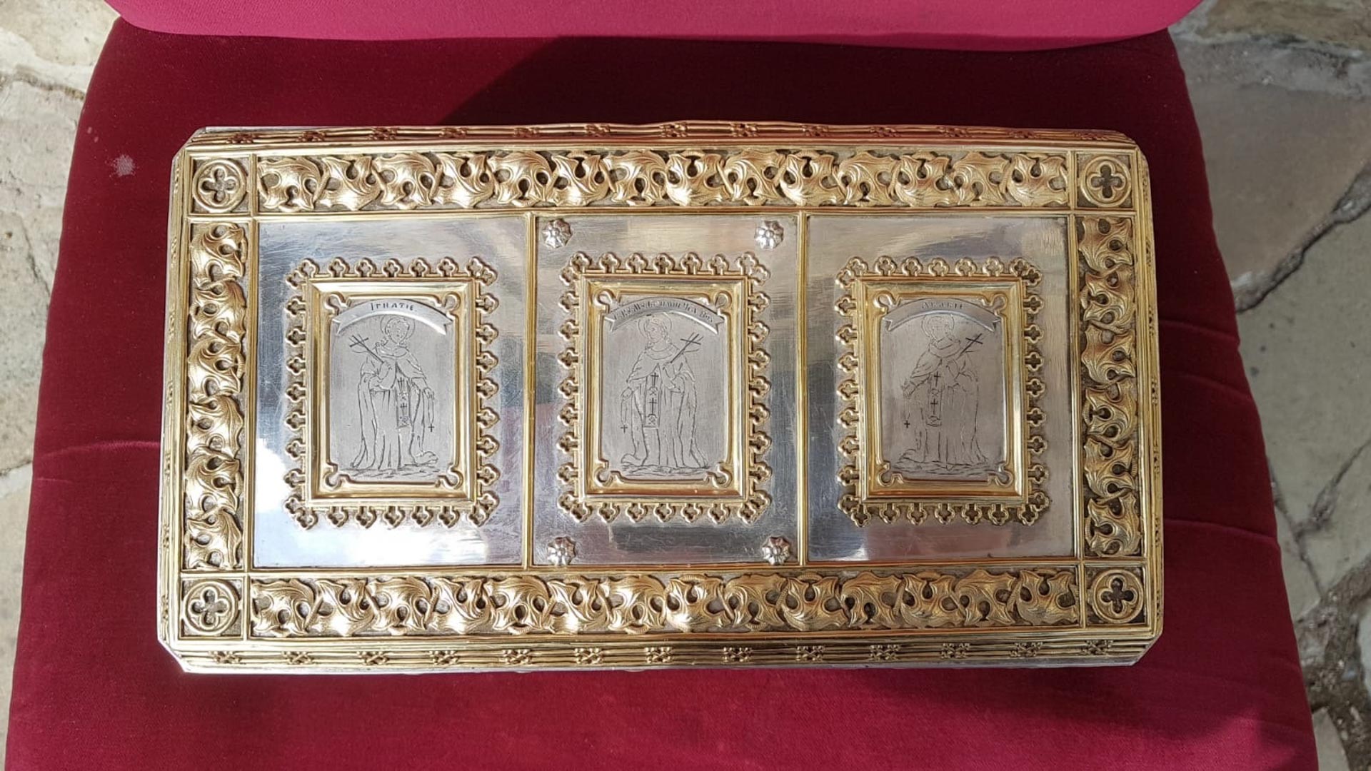 Moaștele Sfinților Cuvioși Mucenici Eftimie, Ignatie și Acachie de la Mănăstirea Neamț