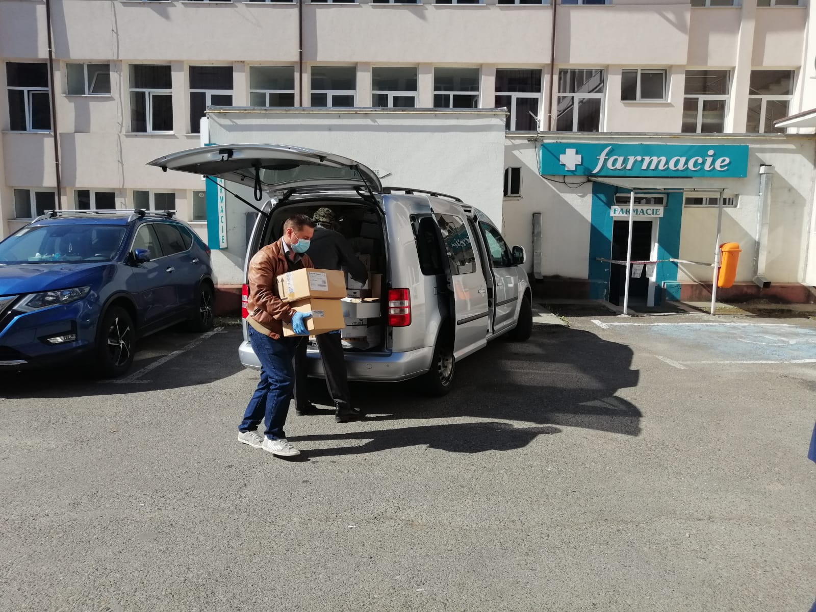 Fundația „Împreună pentru Solidaritate Socială” sprijină cu materiale sanitare Spitalul Județean Neamț