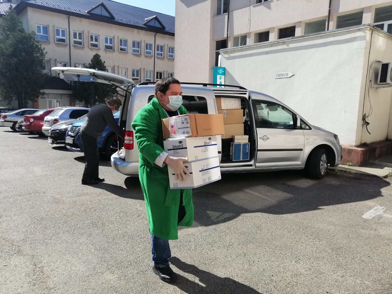 Fundația „Împreună pentru Solidaritate Socială” sprijină cu materiale sanitare Spitalul Județean Neamț