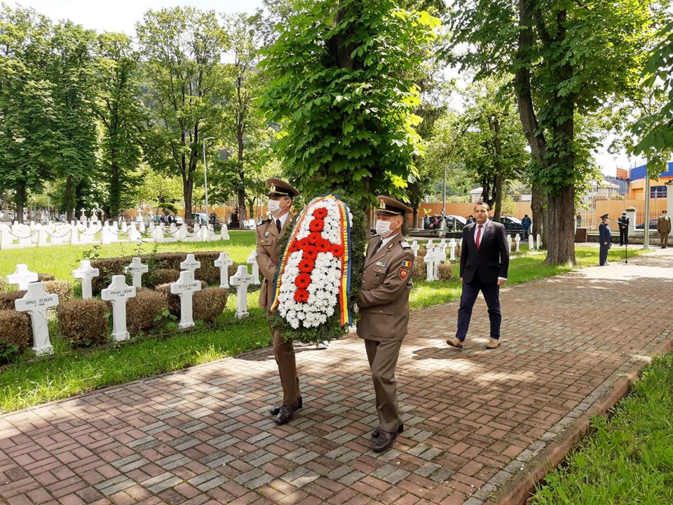 Ceremoniale dedicate eroilor neamului la Piatra Neamţ şi la Iaşi