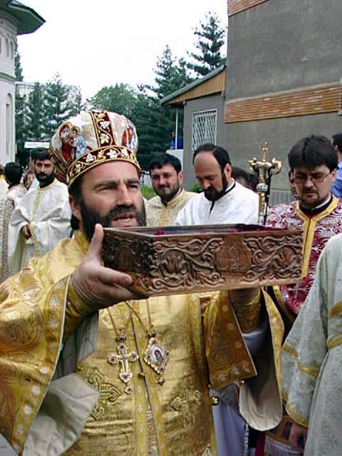 Înaltpreasfințitul Ioachim la două decenii de slujire ca arhiereu al lui Hristos Înaltpreasfințitul Ioachim la două decenii de slujire ca arhiereu al lui Hristos