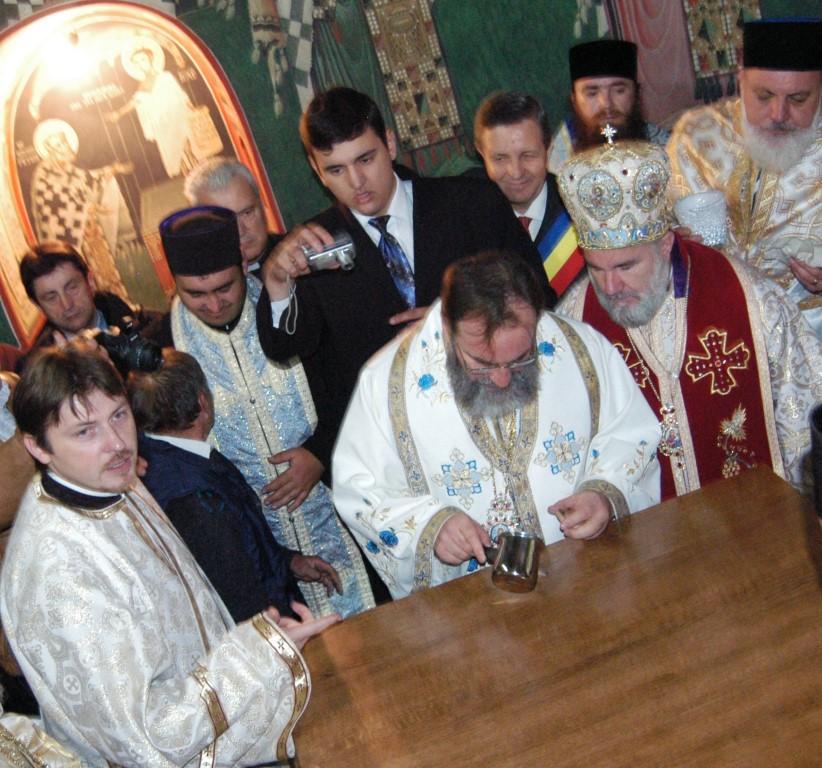 Înaltpreasfințitul Ioachim la două decenii de slujire ca arhiereu al lui Hristos Înaltpreasfințitul Ioachim la două decenii de slujire ca arhiereu al lui Hristos