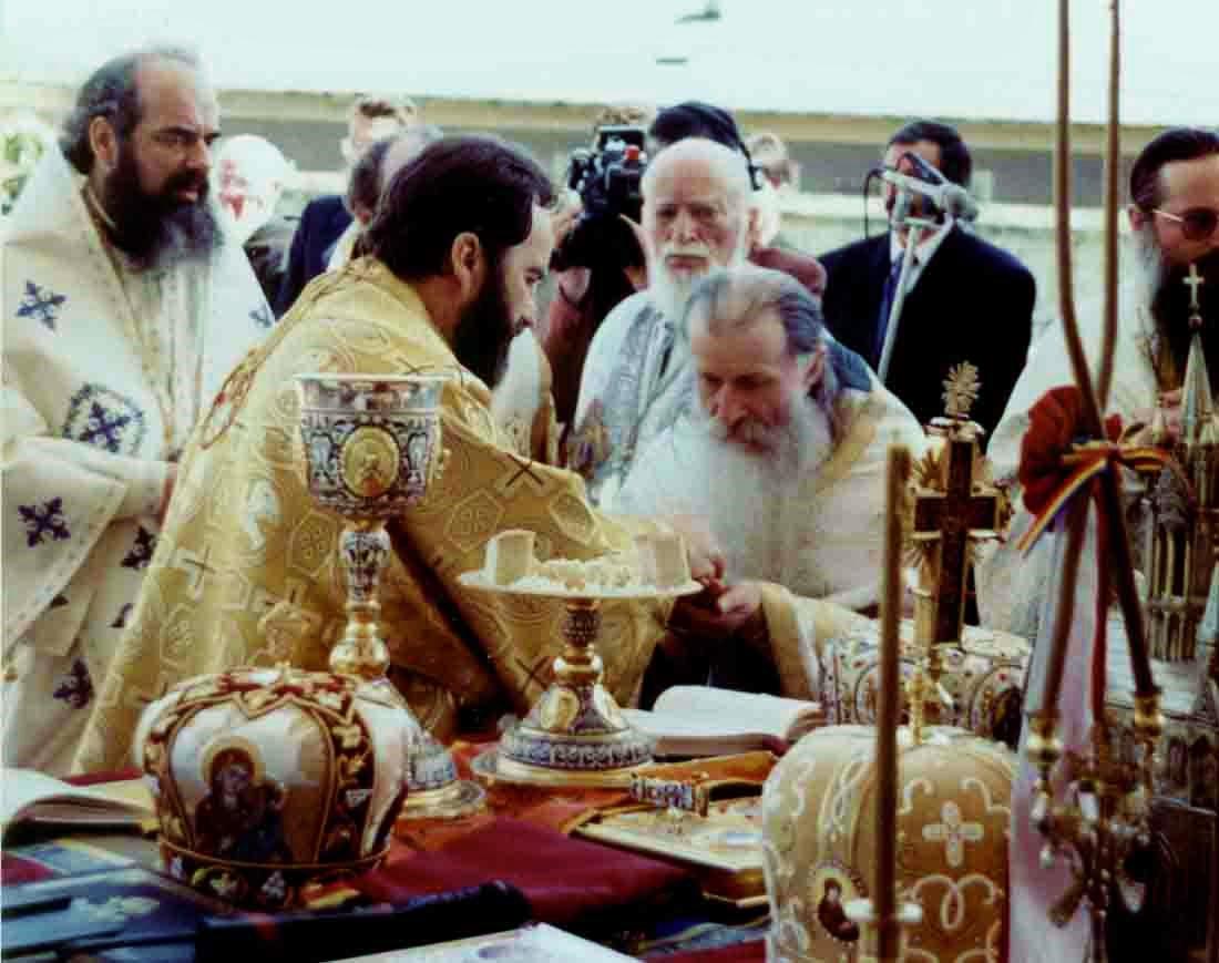 Înaltpreasfințitul Ioachim la două decenii de slujire ca arhiereu al lui Hristos Înaltpreasfințitul Ioachim la două decenii de slujire ca arhiereu al lui Hristos