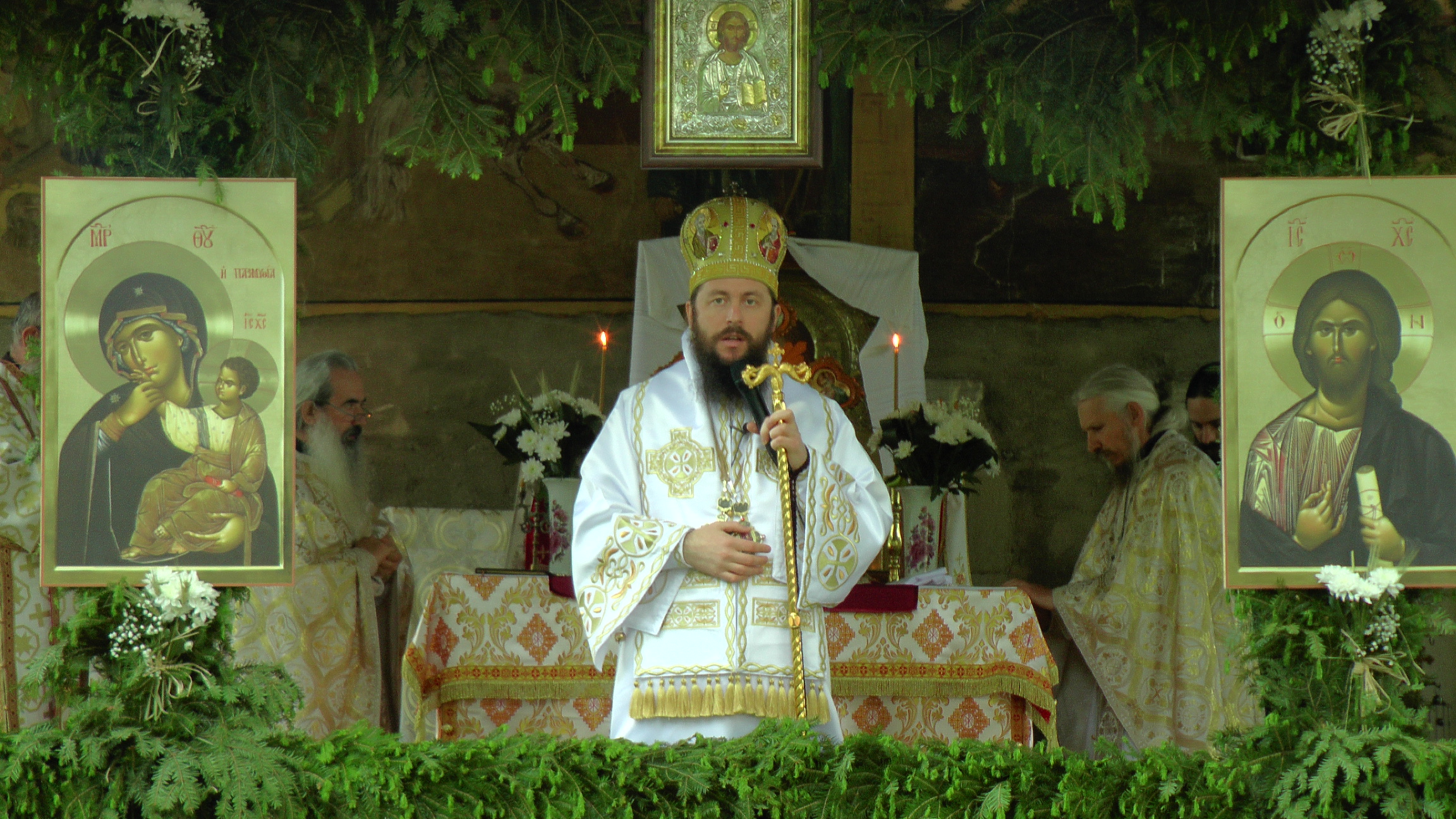 (Video) Preasfințitul Damaschin Dorneanul - Predică în Duminica a V-a după Paști (a Samarinencii) (Video) Preasfințitul Damaschin Dorneanul - Predică în Duminica a V-a după Paști (a Samarinencii)