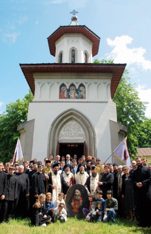 Înaltpreasfințitul Ioachim la două decenii de slujire ca arhiereu al lui Hristos Înaltpreasfințitul Ioachim la două decenii de slujire ca arhiereu al lui Hristos