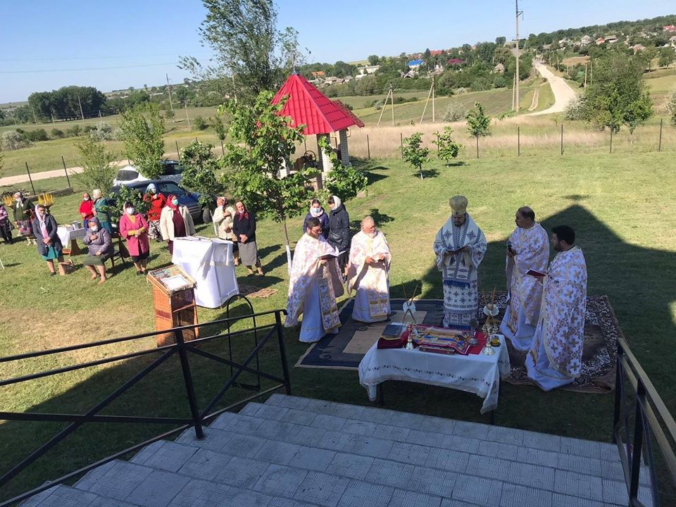 Slujire arhierească în Parohia Larga Nouă, Protopopiatul Cahul