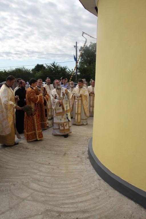 Înaltpreasfințitul Ioachim la două decenii de slujire ca arhiereu al lui Hristos Înaltpreasfințitul Ioachim la două decenii de slujire ca arhiereu al lui Hristos