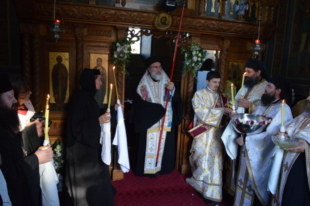 Înaltpreasfințitul Ioachim la două decenii de slujire ca arhiereu al lui Hristos Înaltpreasfințitul Ioachim la două decenii de slujire ca arhiereu al lui Hristos