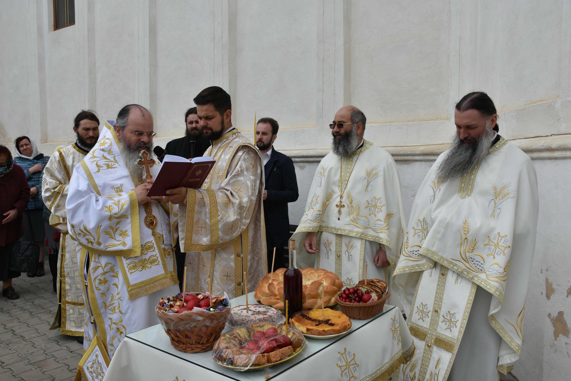 PS Ignatie: „Hristos vrea să ne ridicăm la adevărata demnitate a firii noastre”