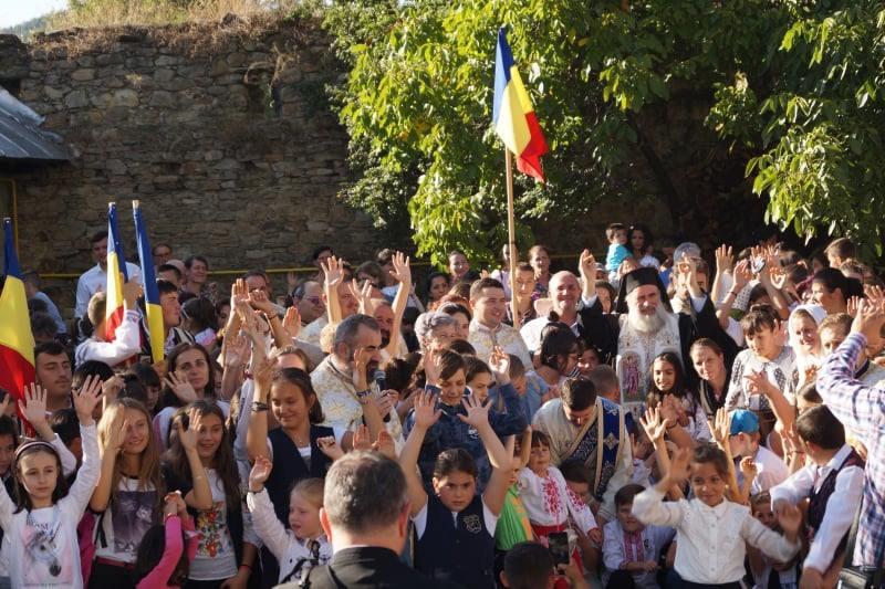 Înaltpreasfințitul Ioachim la două decenii de slujire ca arhiereu al lui Hristos Înaltpreasfințitul Ioachim la două decenii de slujire ca arhiereu al lui Hristos