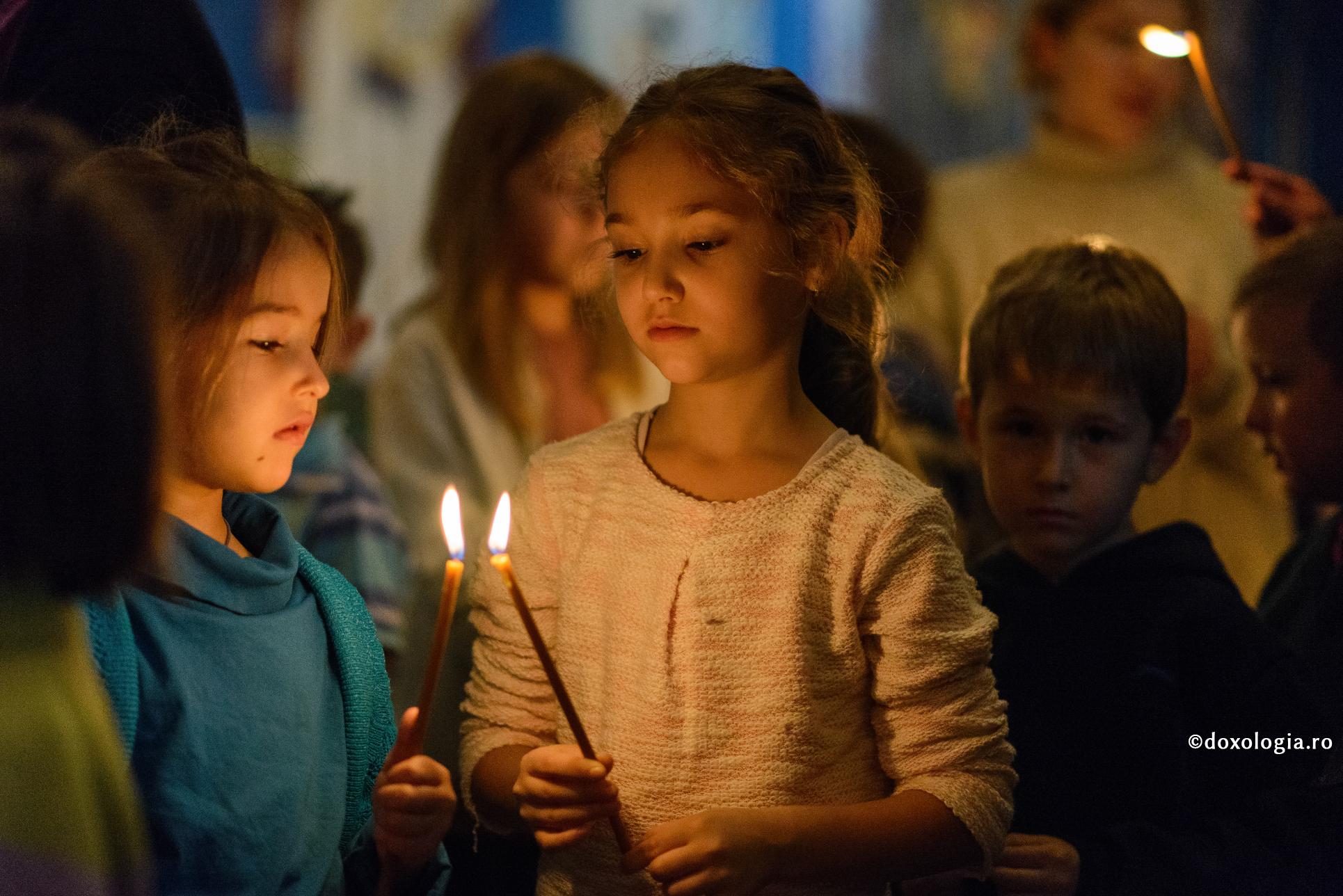 Foto: Oana Nechifor (Video) Maria, 11 ani: De ce ne opresc să participăm la Sfânta Liturghie?