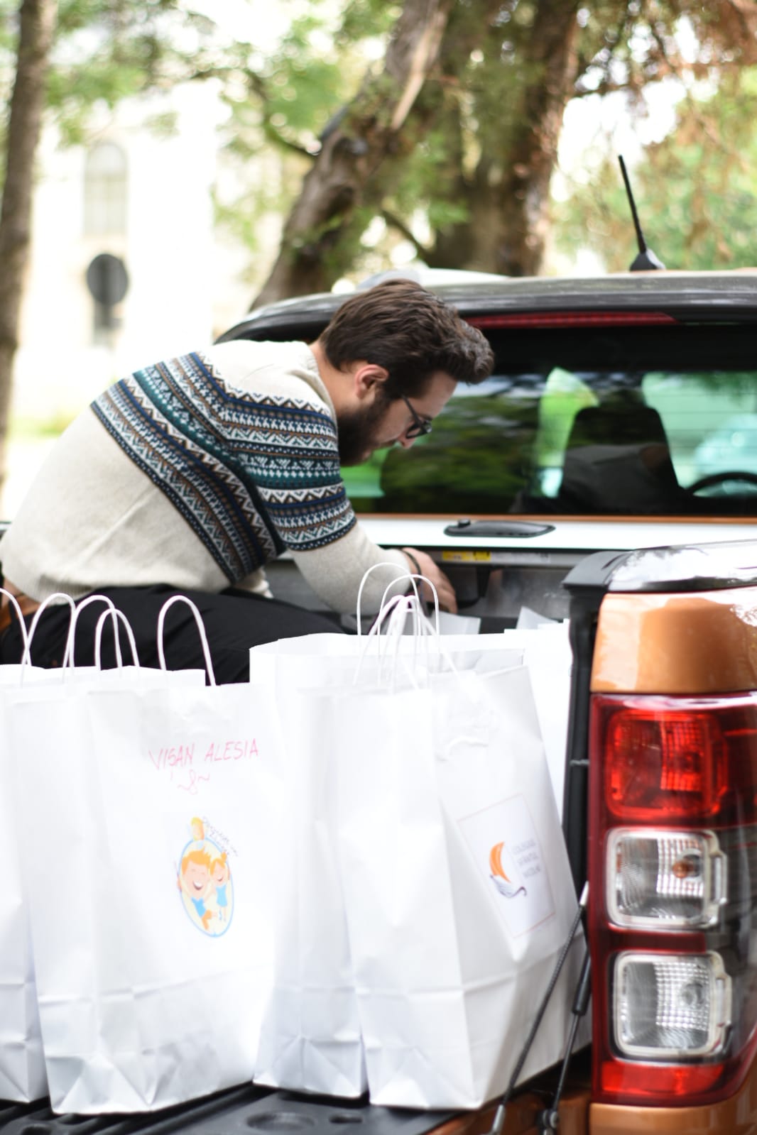 Fapte bune, în prima zi de la finalizarea stării de urgență Fapte bune, în prima zi de la finalizarea stării de urgență