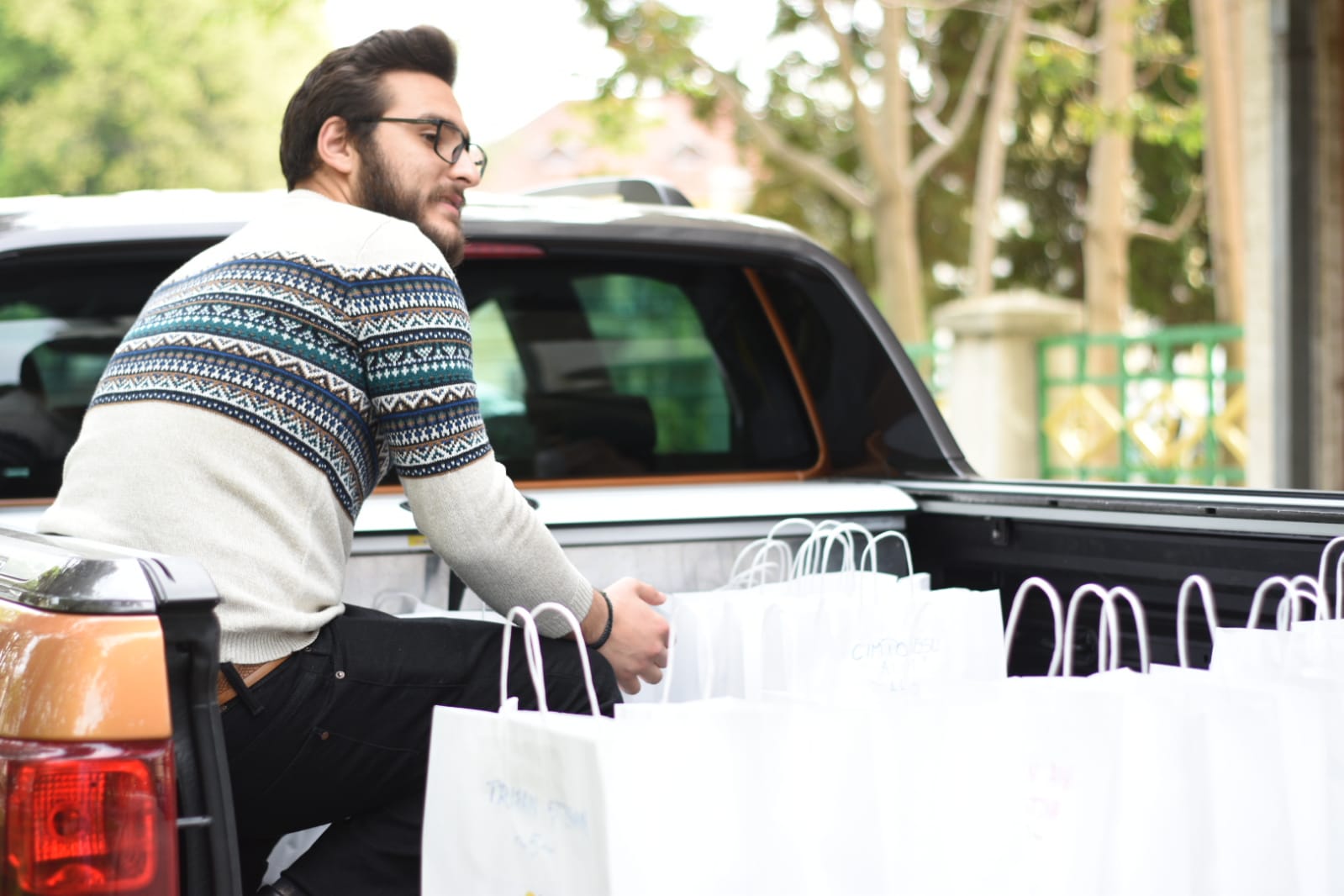 Fapte bune, în prima zi de la finalizarea stării de urgență Fapte bune, în prima zi de la finalizarea stării de urgență