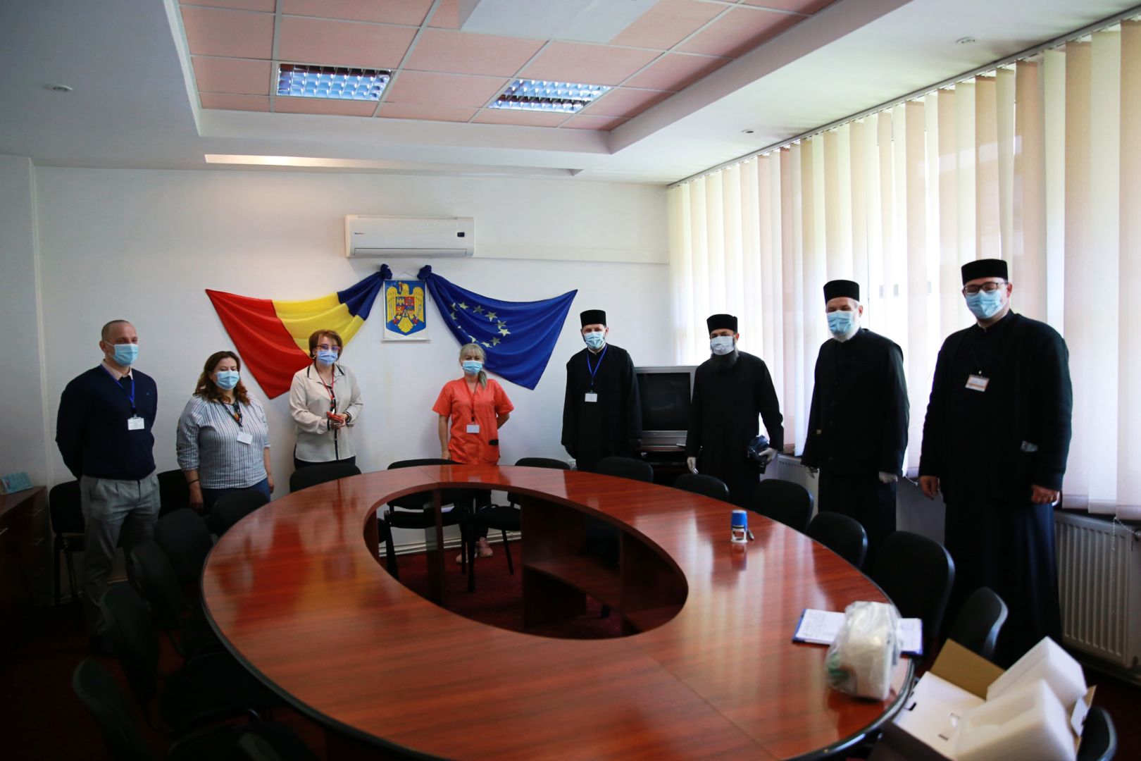 12 injectomate din partea Bisericii pentru Spitalul de Urgență Neamț