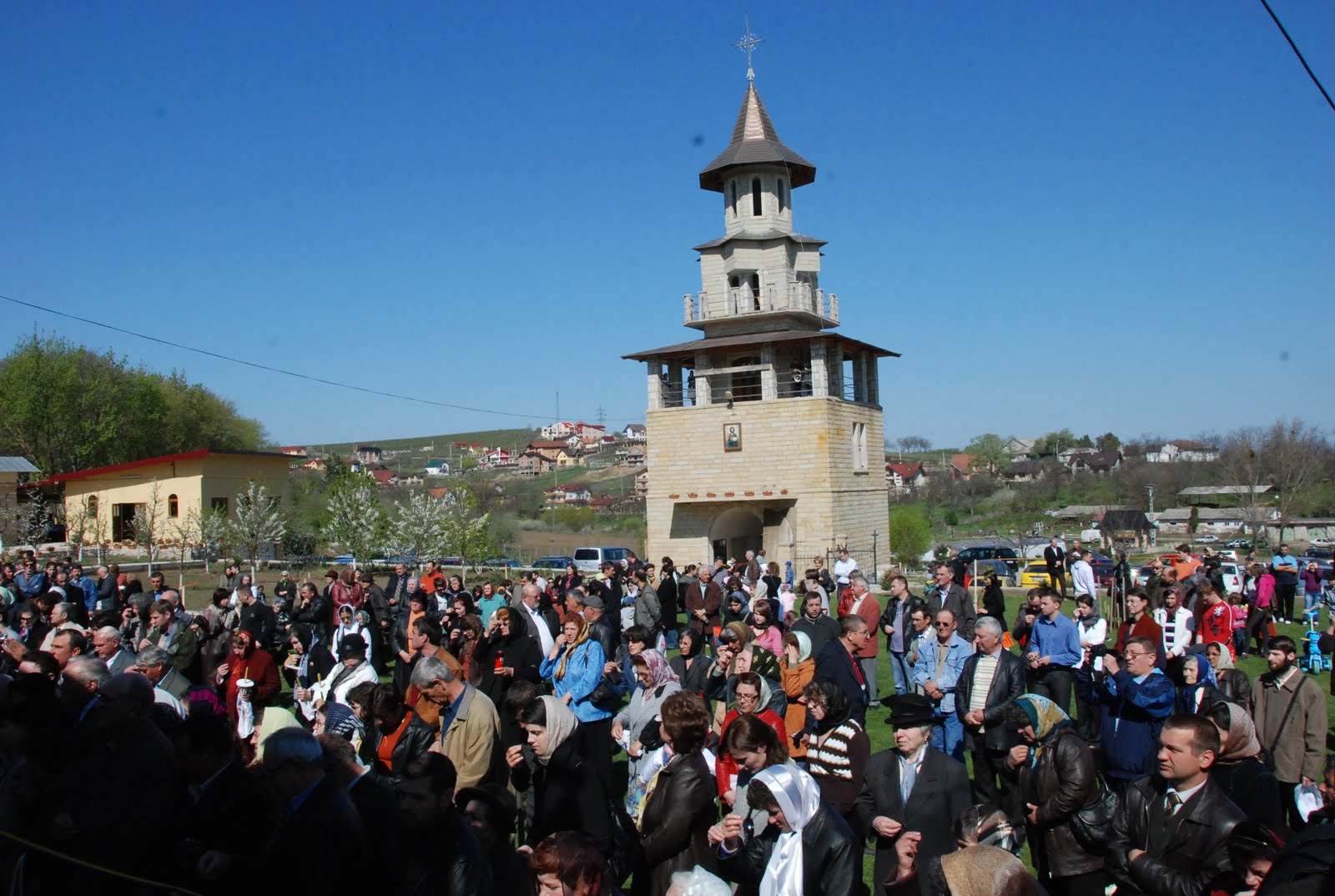 Biserica „Schimbarea la Față“ - Socola, resfințită după 15 ani de când a renăscut