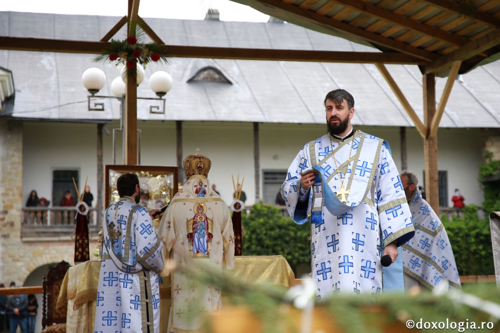 Înălțarea Domnului la Mănăstirea Neamț – IPS Teofan: „Taina Dumnezeieștii Liturghii este taina înălțării noastre la Cer”