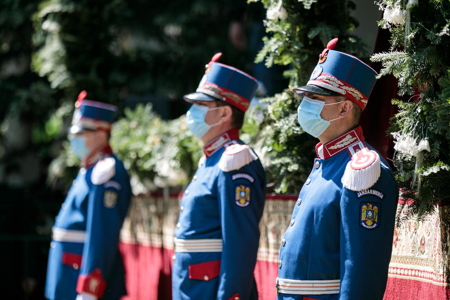 Ierarh înmormântat în vremea pandemiei. Cronică de la fața locului