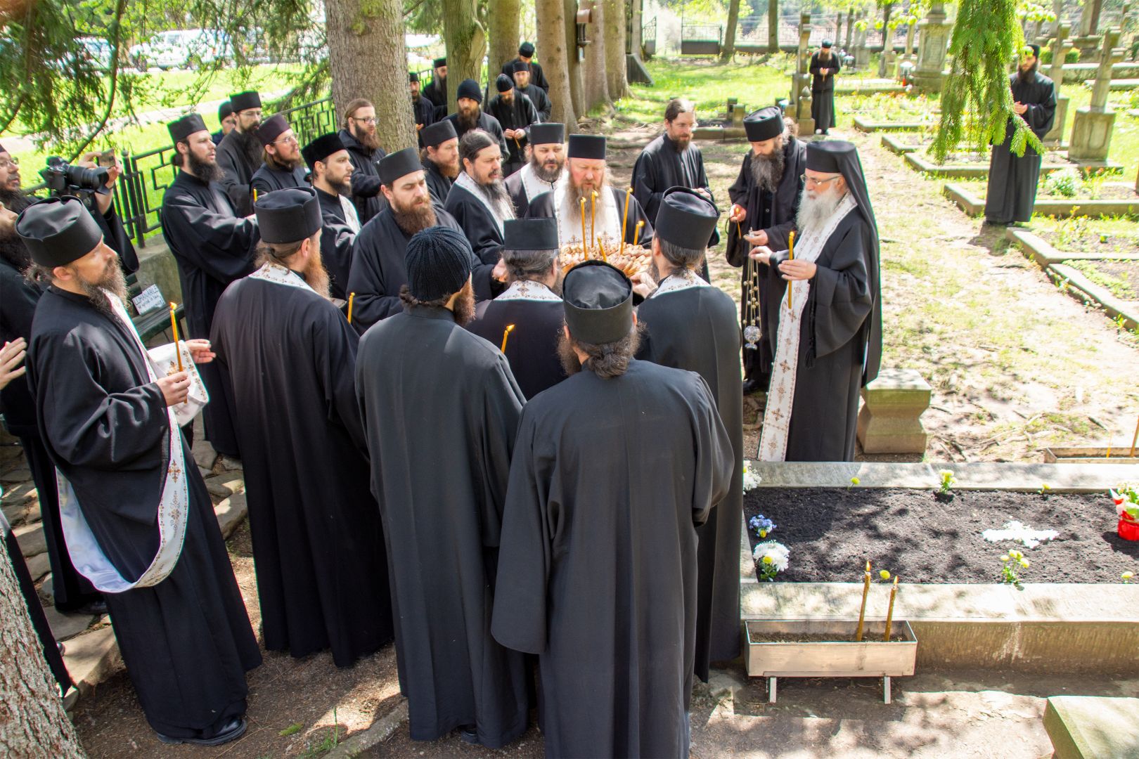 Parastas pentru maica Benedicta – acad. Zoe Dumitrescu-Bușulenga la 14 ani de la trecerea la cele veșnice