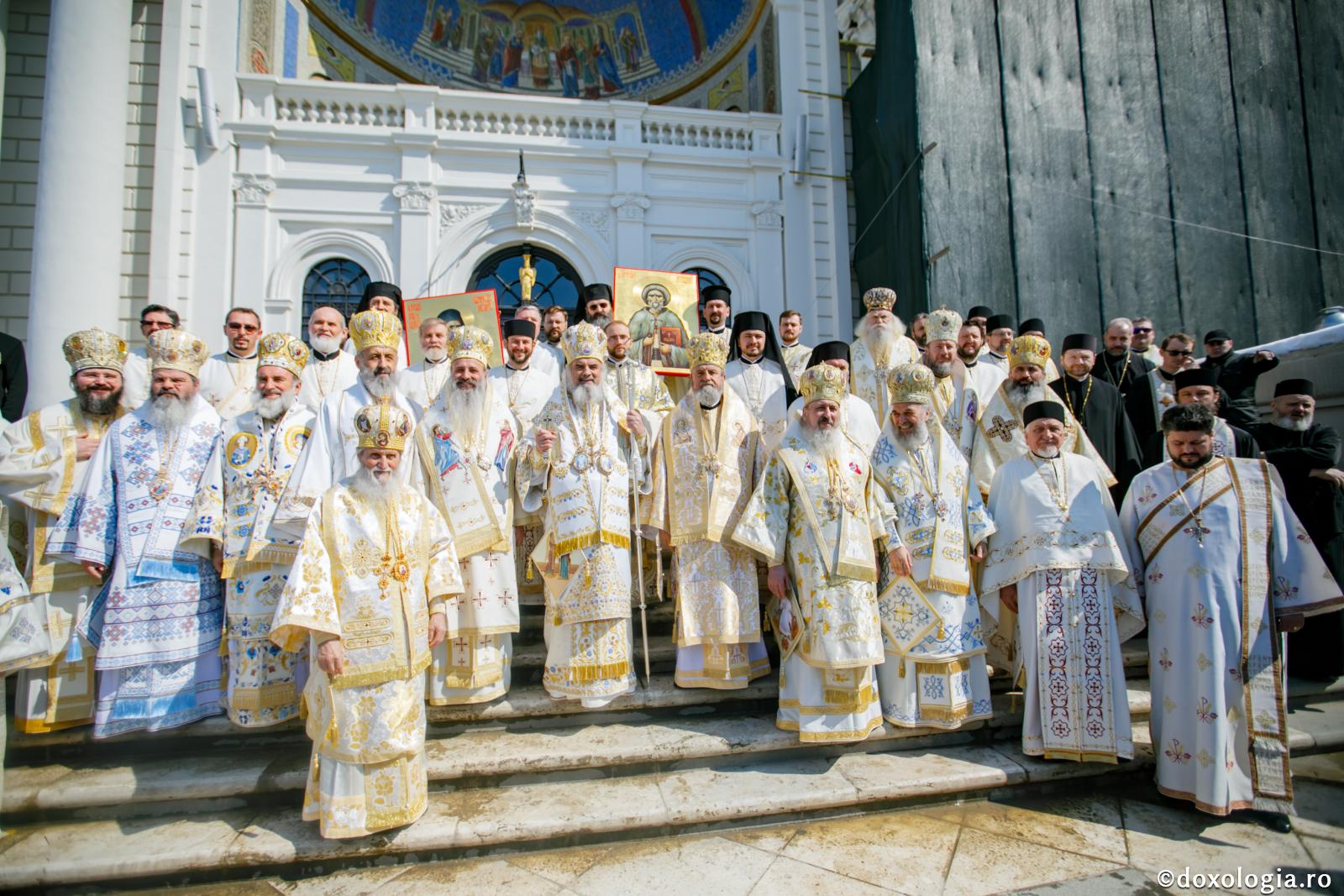 Părintele Arhiepiscop Pimen al Sucevei și Rădăuților a trecut la cele veșnice