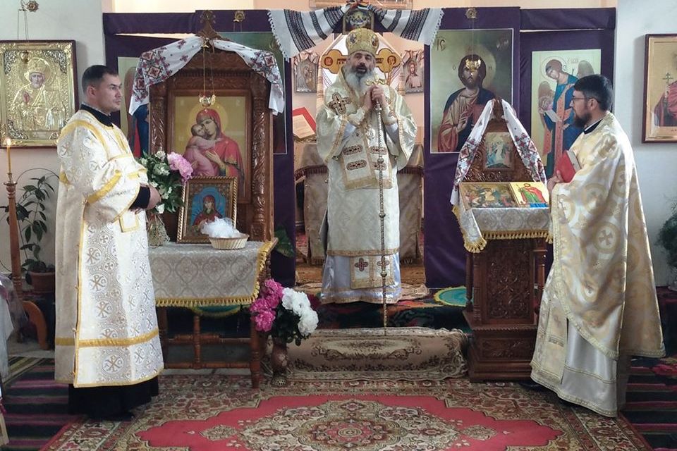 Slujire arhierească în parohia Voloviţa-Soroca