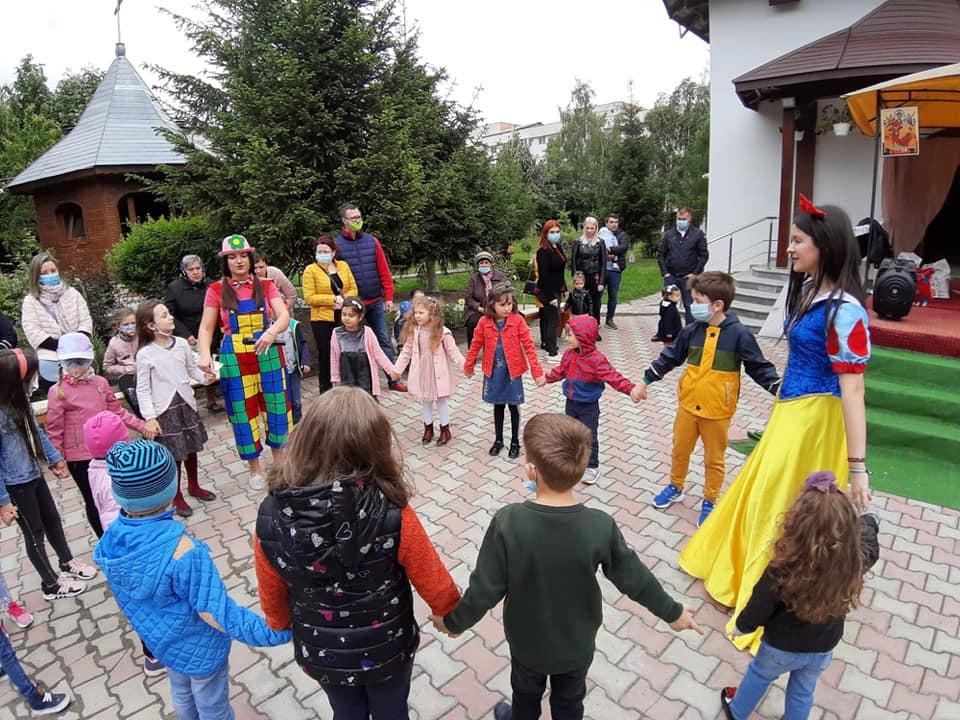 Ziua Copilului, marcată în două parohii băcăuane