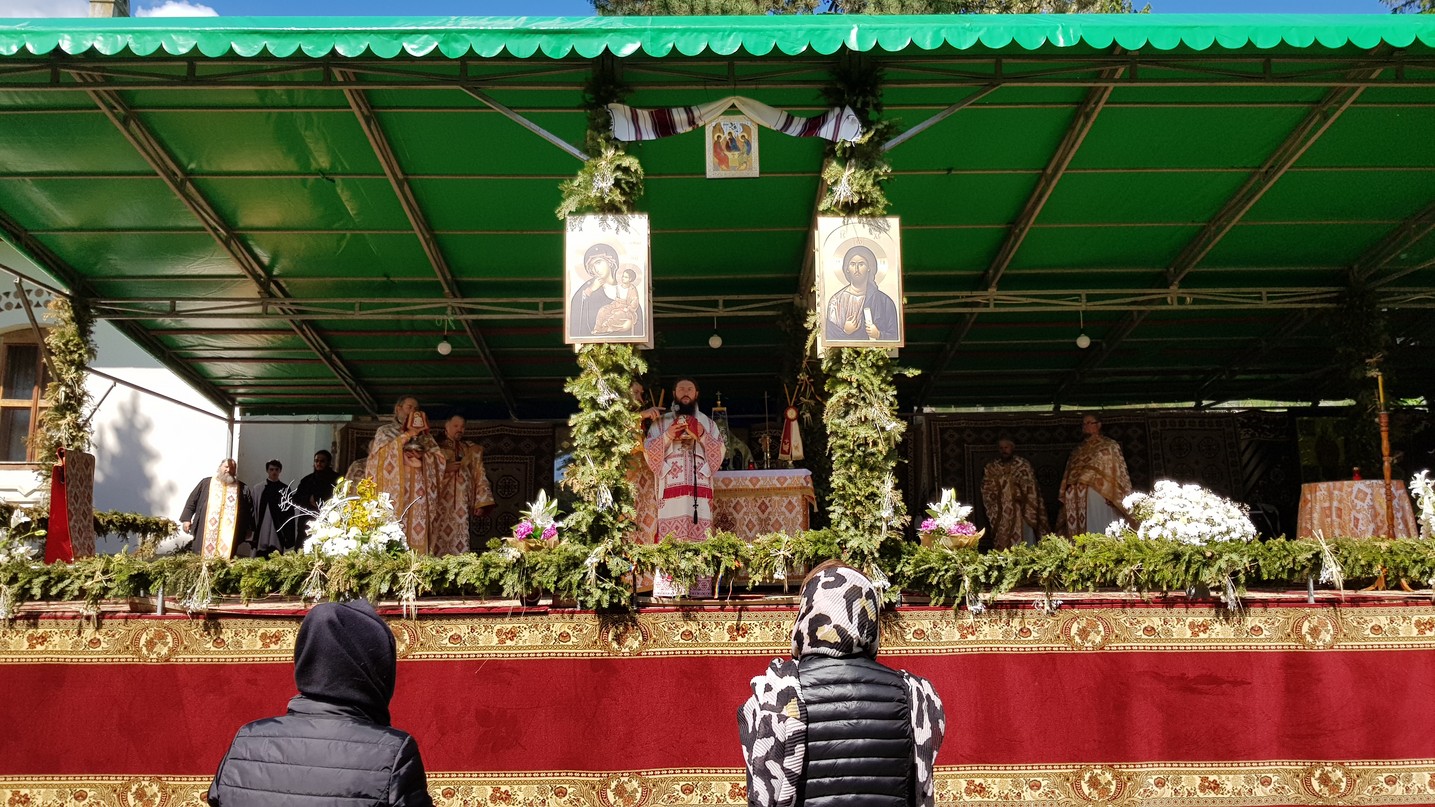 Zi de hram „de familie”, la Suceava Zi de hram „de familie”, la Suceava