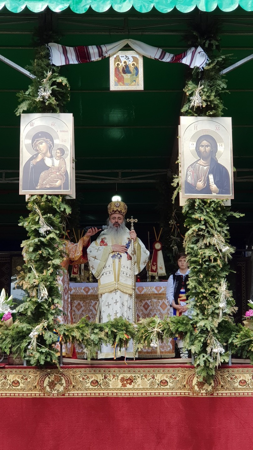 Zi de hram „de familie”, la Suceava Zi de hram „de familie”, la Suceava