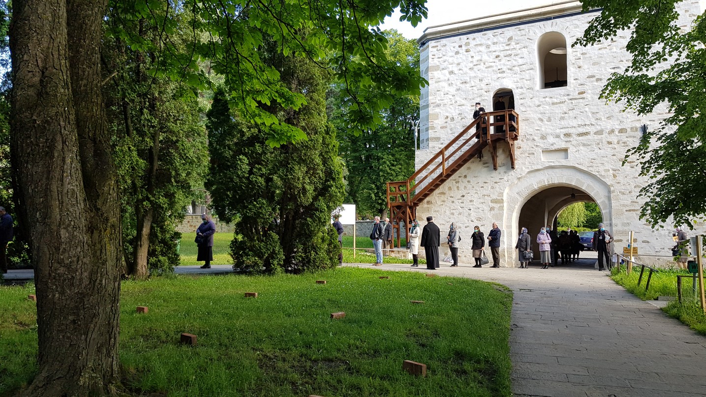 Zi de hram „de familie”, la Suceava Zi de hram „de familie”, la Suceava