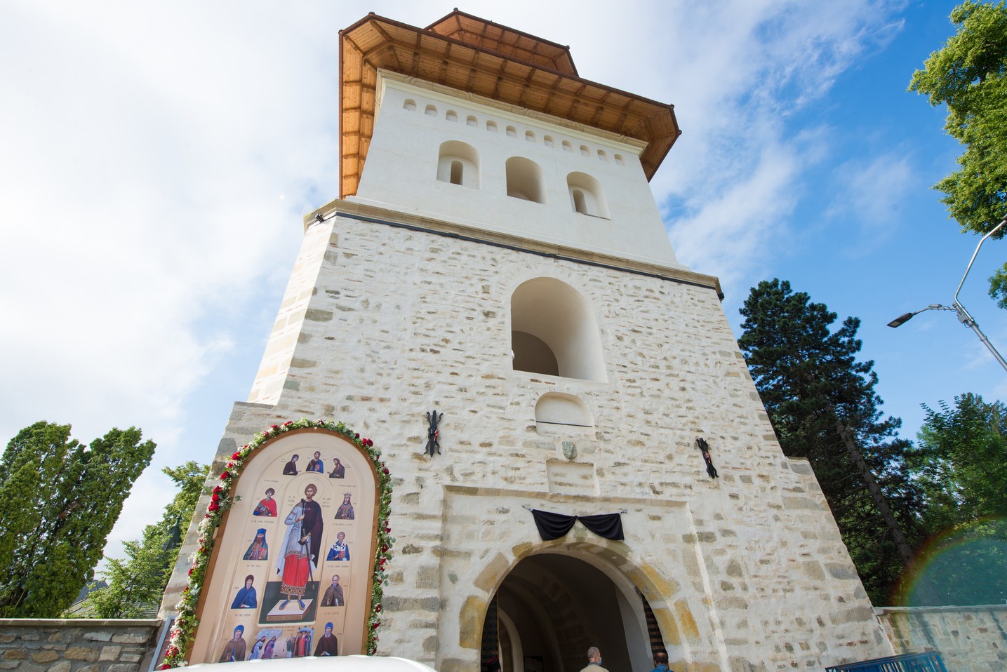 Trei ierarhi, prezenți la „hramul cel mare al Sucevei” Trei ierarhi, prezenți la „hramul cel mare al Sucevei”