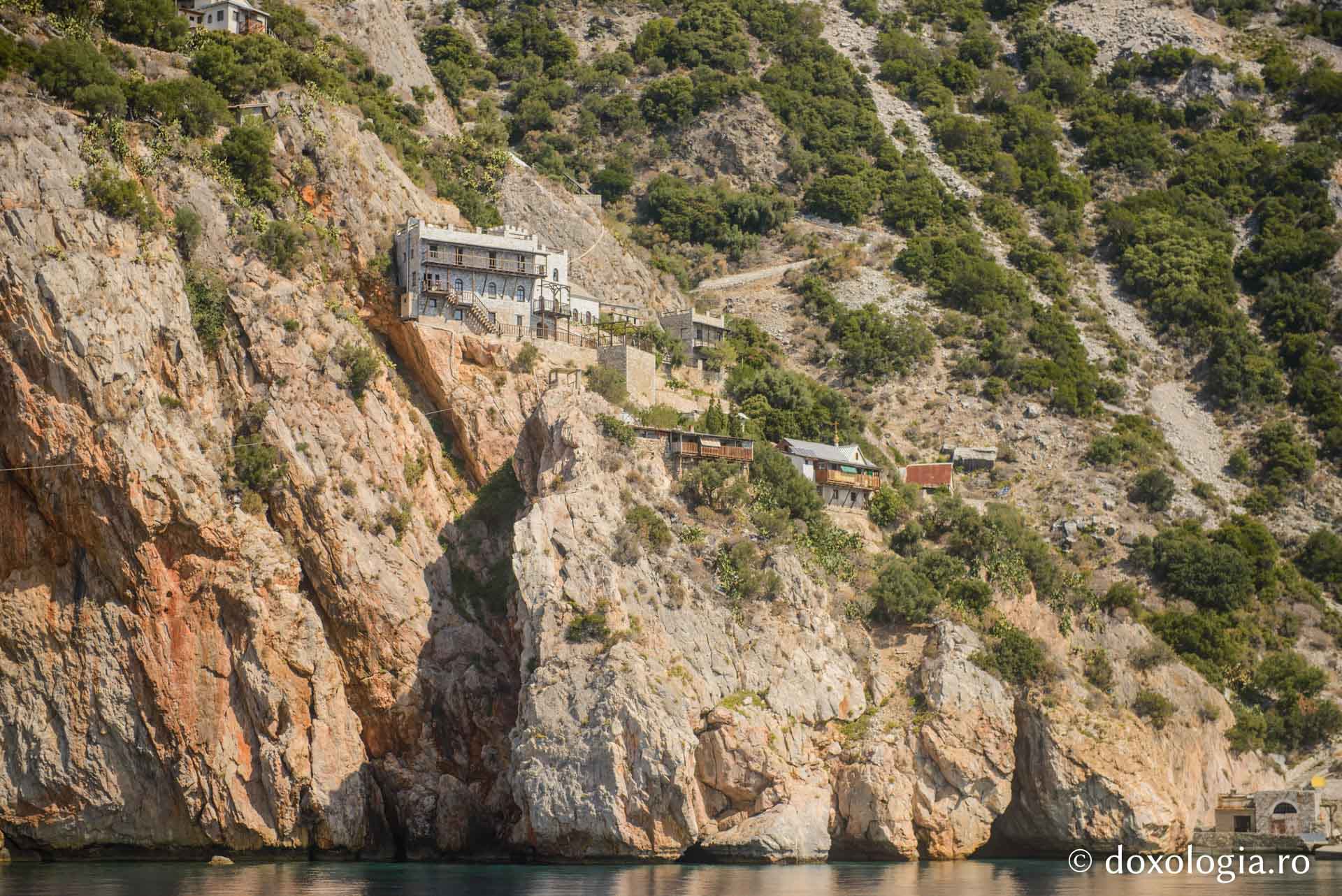 Sihăstria Karulia – Athos / Foto: Pr. Silviu Cluci Sihăstria Karulia – Athos