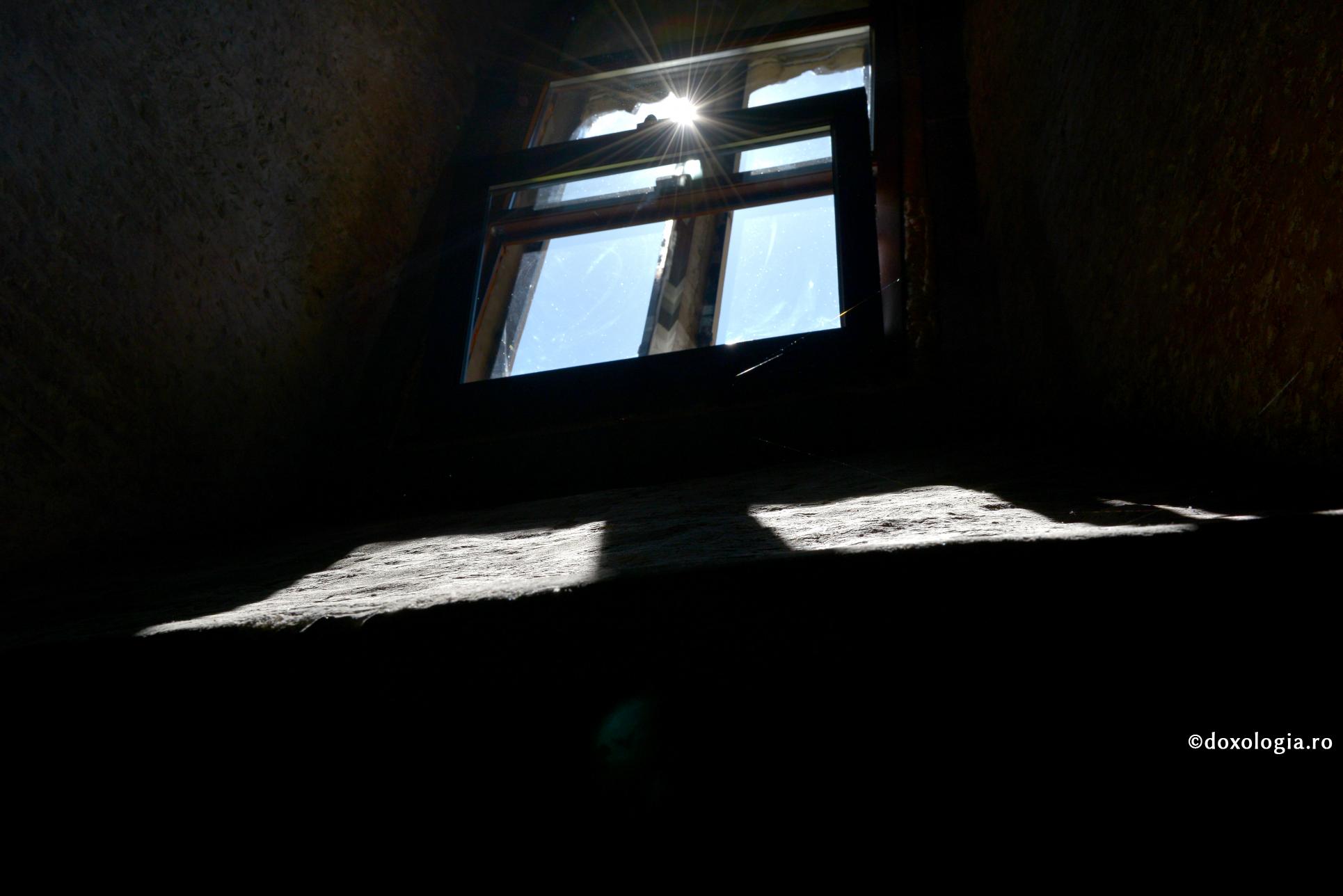 Fiecare om simte lumina dumnezeiască după măsura curăţiei lui