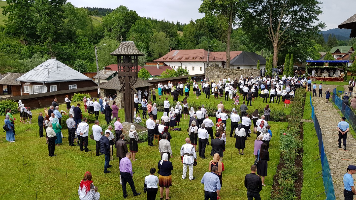 PS Părinte Damaschin, la resfințirea bisericii Mănăstirii Humor: „Răspuns bun de la Dumnezeu să primească toți ctitorii”