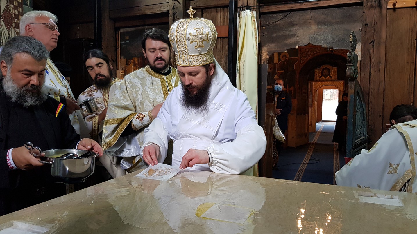 PS Părinte Damaschin, la resfințirea bisericii Mănăstirii Humor: „Răspuns bun de la Dumnezeu să primească toți ctitorii”