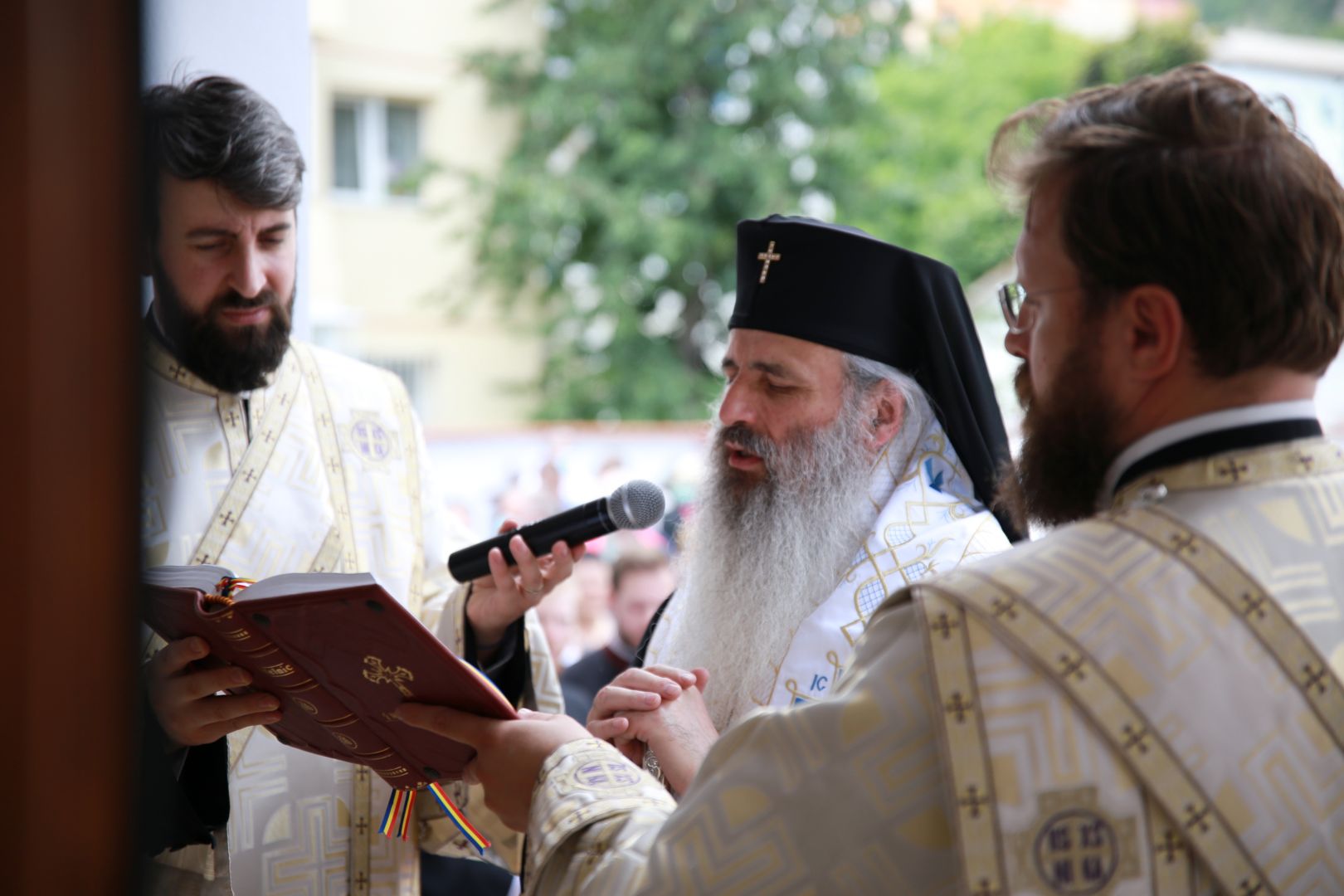 Sfințire de casă socială la Parohia „Sf. Ioachim și Ana” din Piatra Neamț