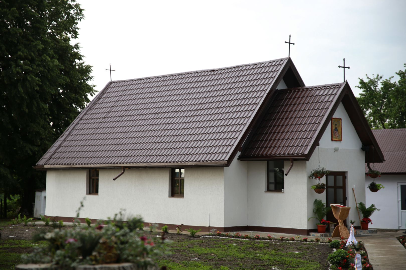 Paraclisul filiei Bârgăoani a fost târnosit de Părintele Mitropolit Teofan