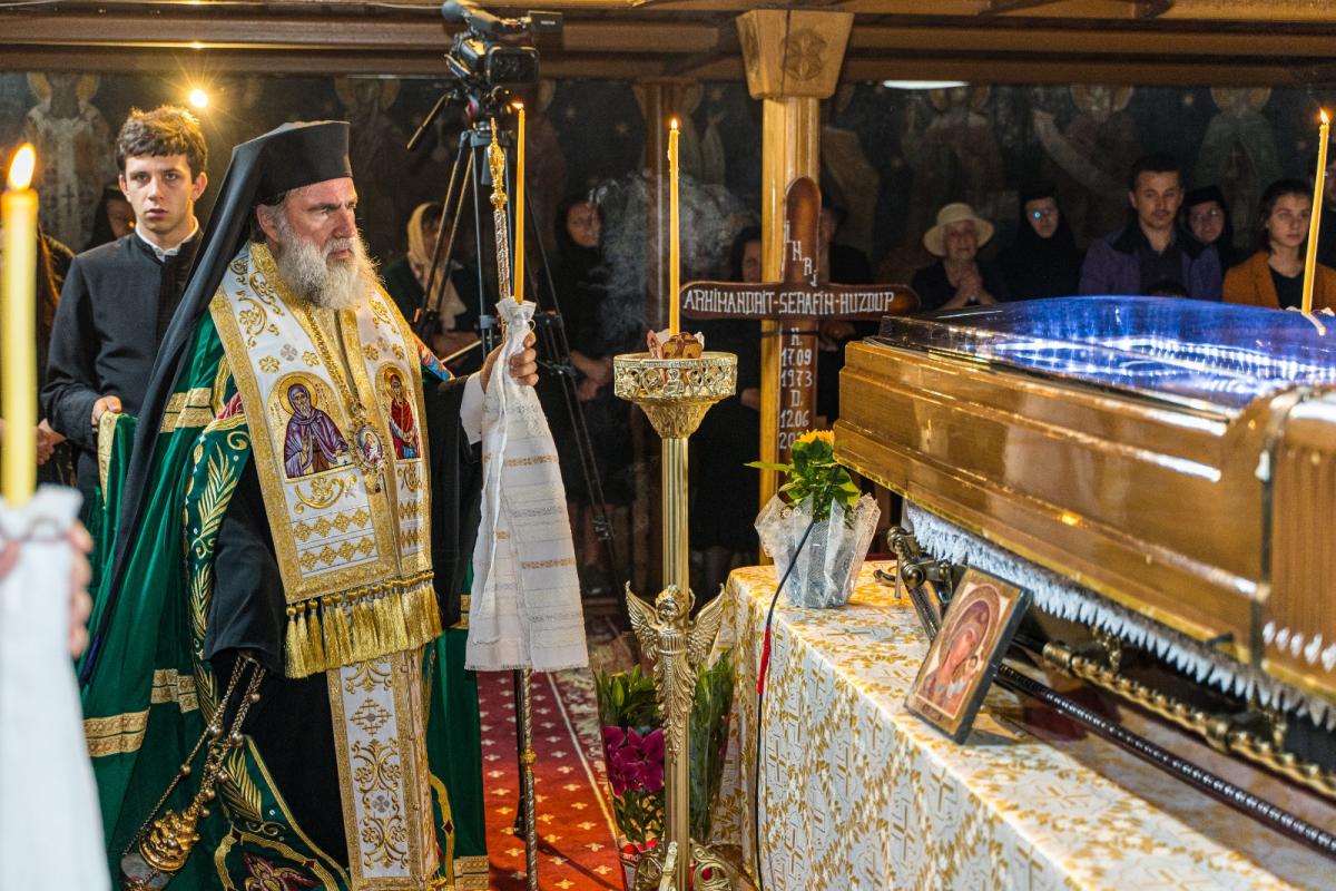 Arhimandritul Serafim Huzdup, purtat către Ceruri