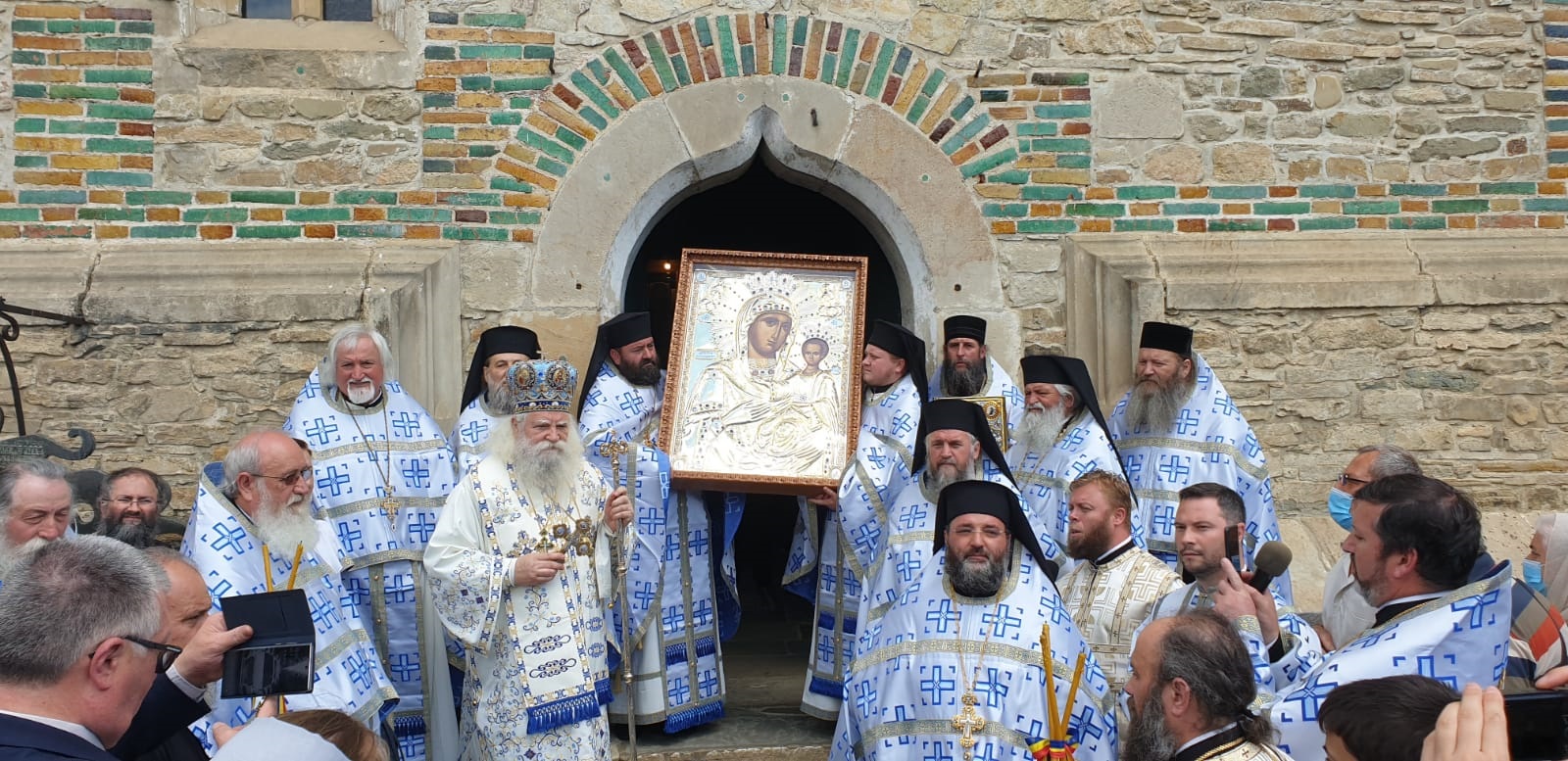 Sărbătoarea icoanei Maicii Domnului „Îndrumătoarea” de la Mănăstirea Neamț