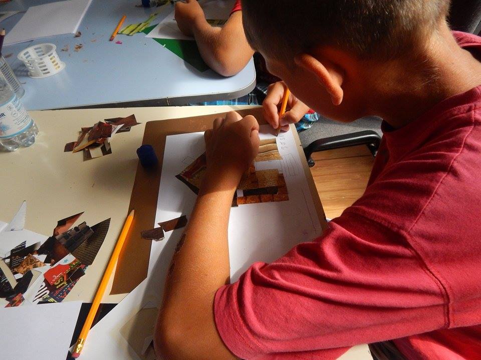 Ajută 10 copii din mediul rural să meargă la mare