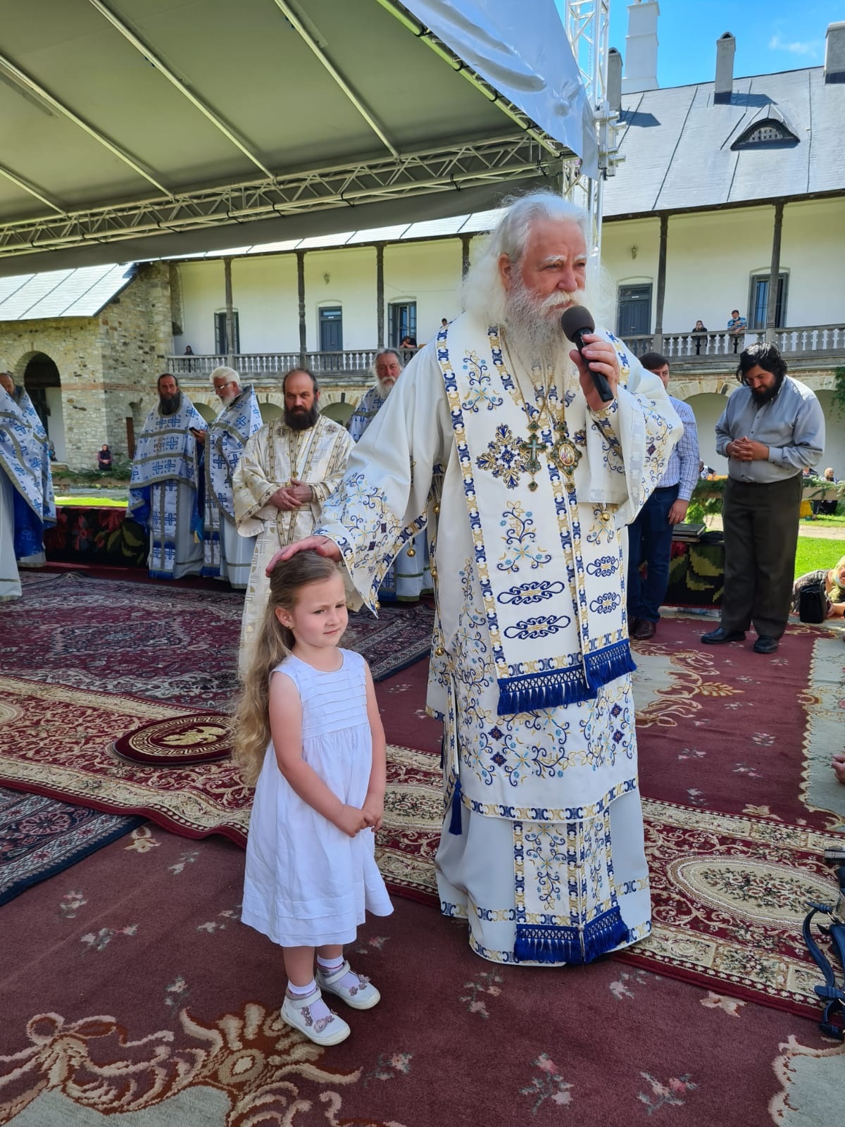 Sărbătoarea icoanei Maicii Domnului „Îndrumătoarea” de la Mănăstirea Neamț