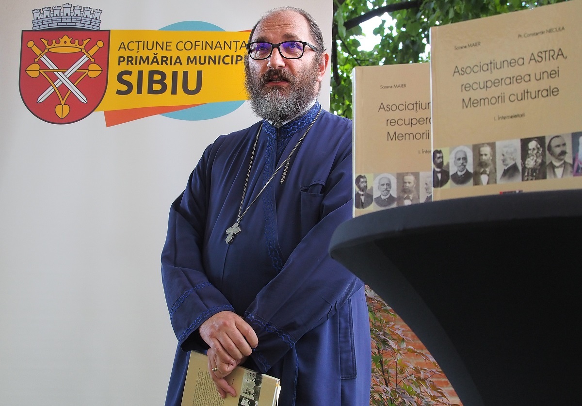 Răzvan Negru / tribuna.ro Volumul „Asociațiunea ASTRA – recuperarea unei Memorii culturale. I. Întemeietorii” a fost lansat la Sibiu