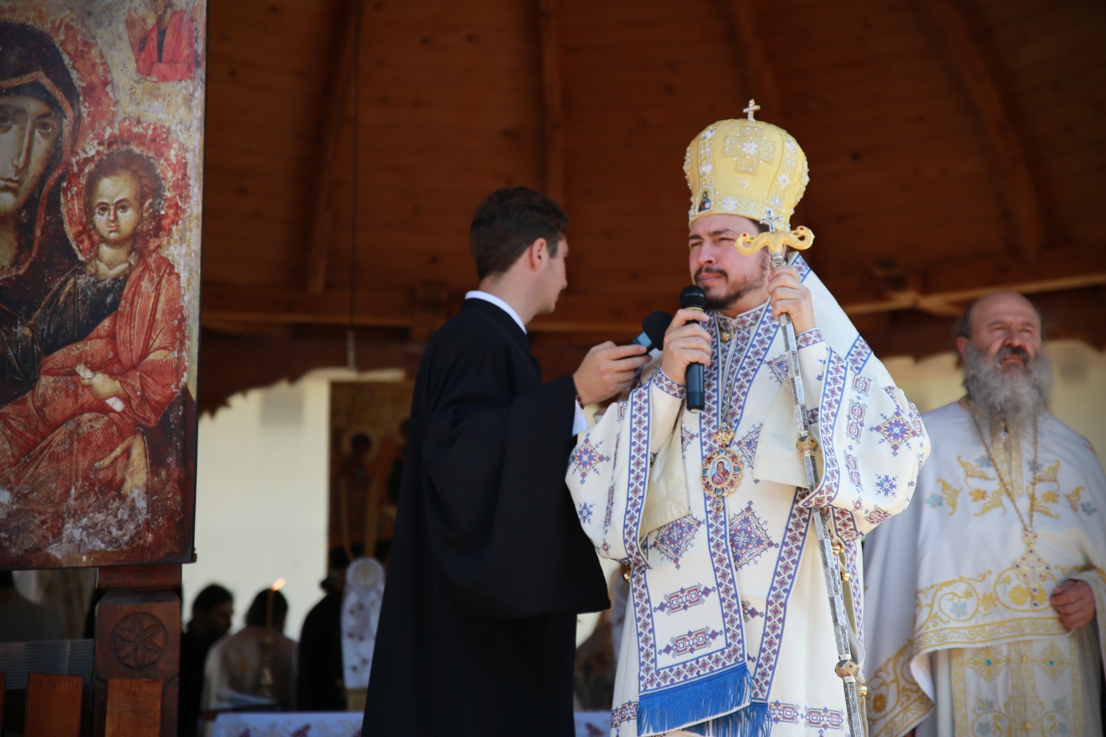 foto: Flavius Popa (Video) PS Veniamin: „Sfântul Pantelimon ne face viața noastră să fie frumoasă”