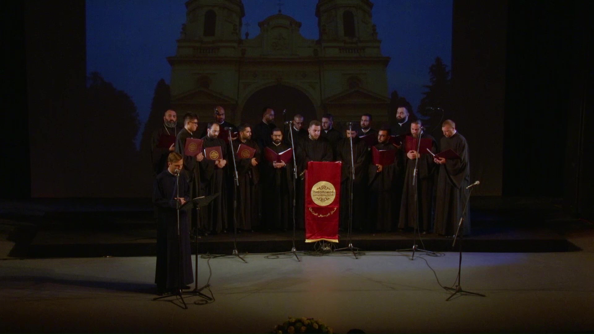 (Video) Apărătoare Doamnă, glas 8, de Dimitrie Suceveanu, interpretat de Pr. Alexandru Grigoraș (Video) Apărătoare Doamnă, glas 8, de Dimitrie Suceveanu, interpretat de Pr. Alexandru Grigoraș