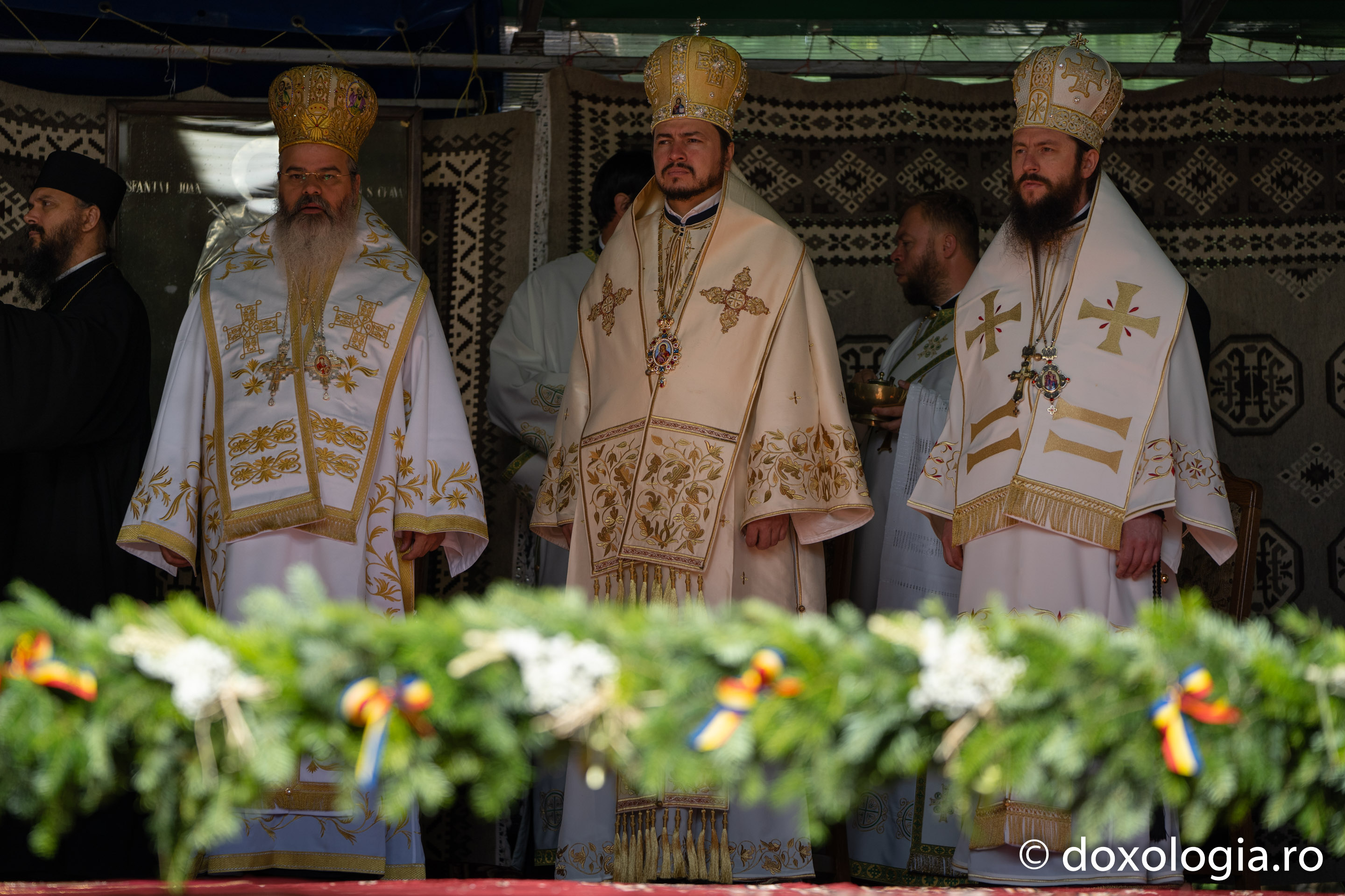 Foto: Bogdan Bulgariu Zi mare în Bucovina lui Ștefan: IPS Calinic, noul întâistătător al Arhiepiscopiei Sucevei și Rădăuților, a fost întronizat