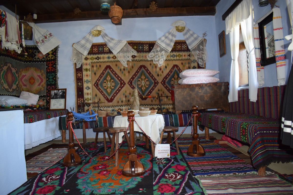 Patriarhul Teoctist Arăpașu, pomenit la Victoria și la Tocileni